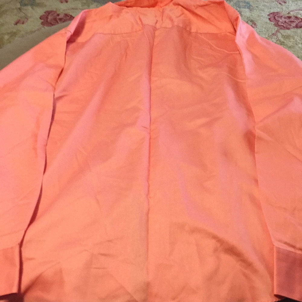 Button up top - Picture 6 of 8